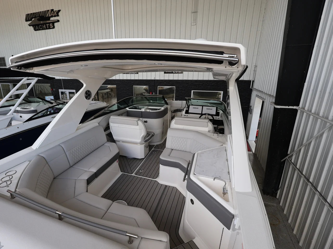 2026 Sea Ray SLX 310 Outboard 31.0 feet, Naples, Florida #5
