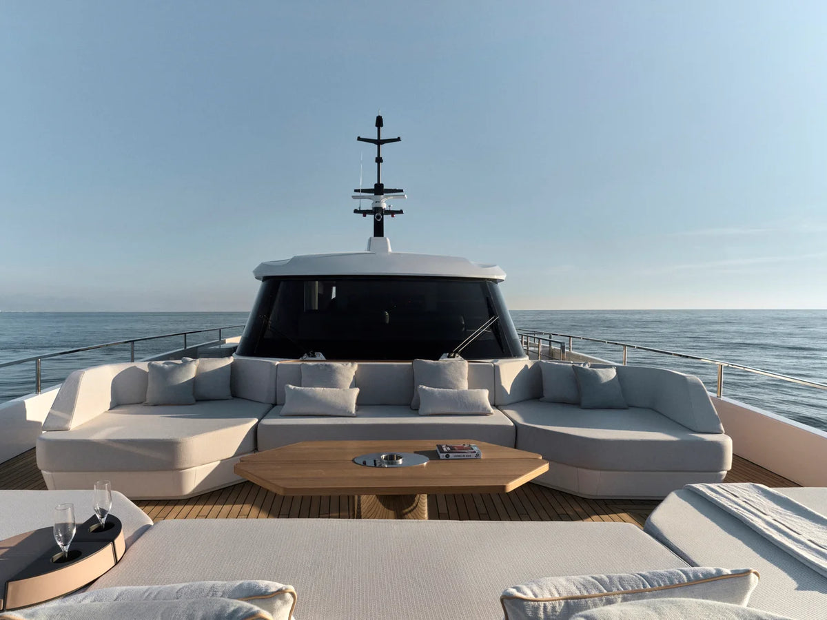 2027 Azimut Grande 30M 94.0 feet, Inuvik, Northwest Territories #14