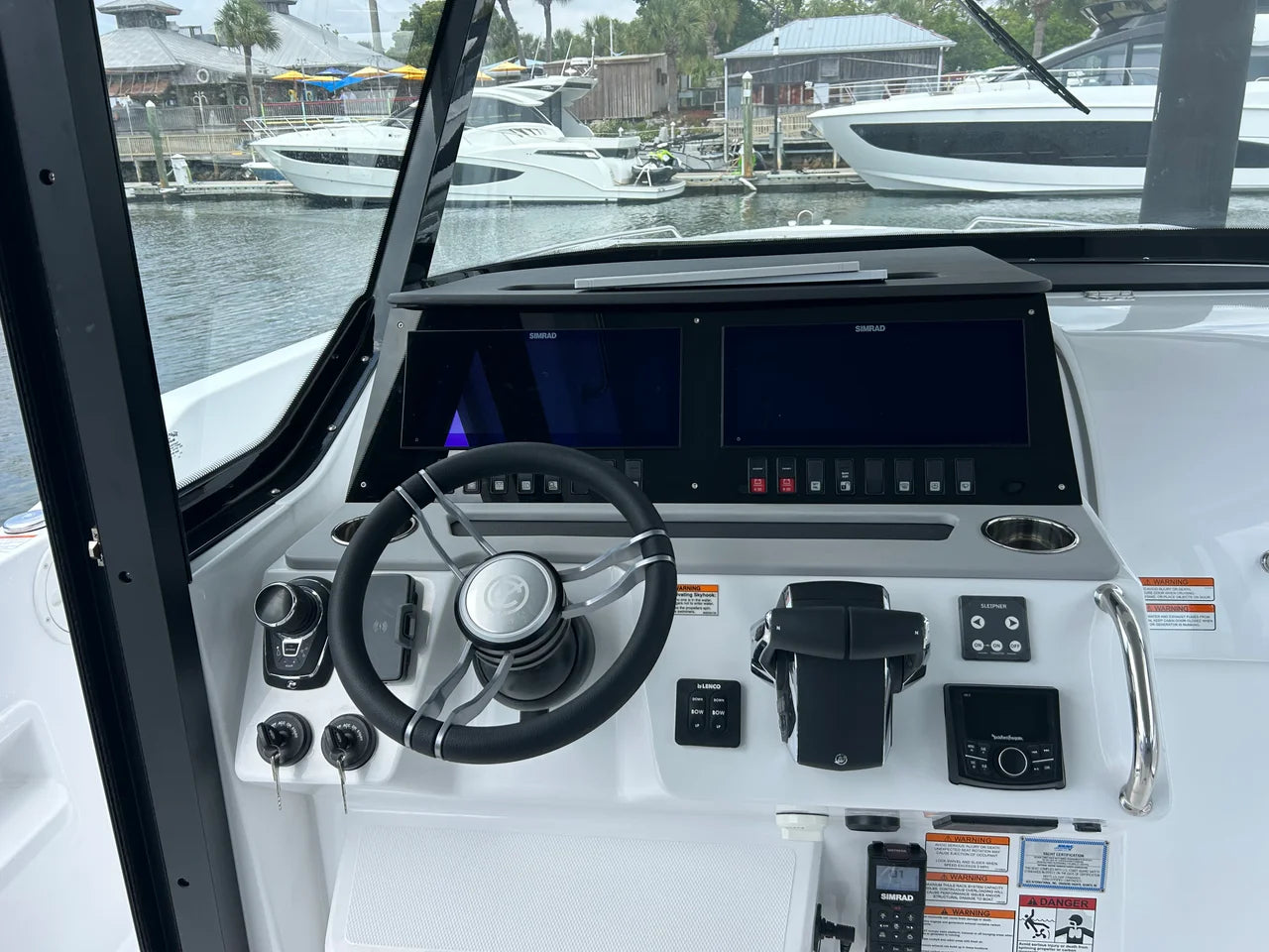 2026 Cruisers Yachts 38 VTR EC 38.0 feet, Pensacola, Florida #23