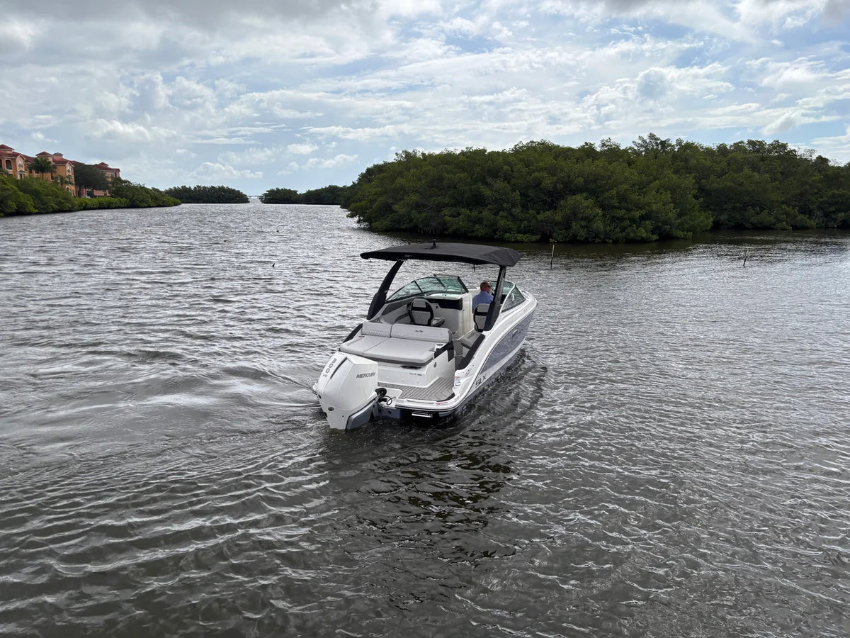 2027 Sea Ray SLX 260 Outboard 26.0 feet, Clearwater, Florida #3