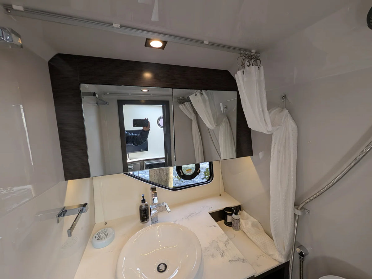 2021 Cruisers Yachts 38 GLS I/O 37.0 feet, Annapolis, MD #51