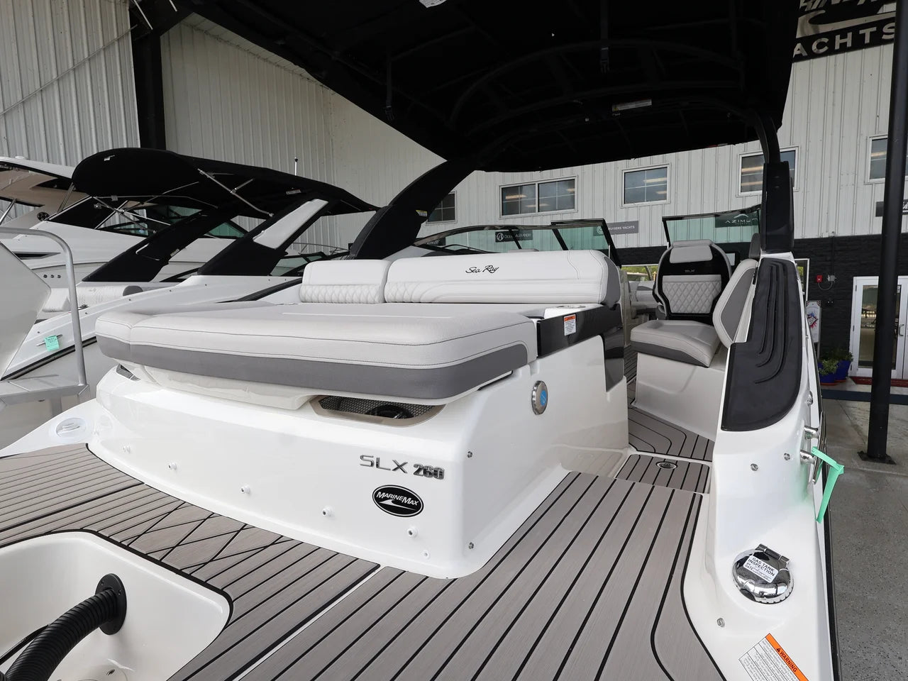 2027 Sea Ray SLX 260 Outboard 26.0 feet, Naples, Florida #9