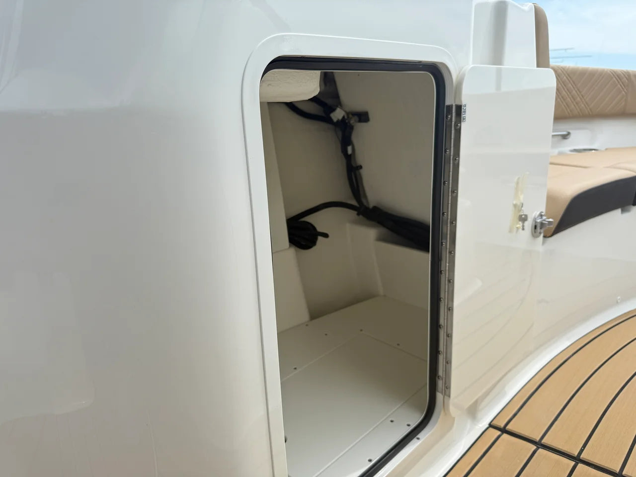 2027 Sea Ray SDX 230 Outboard 23.0 feet, Wrightsville Beach, North Carolina #17