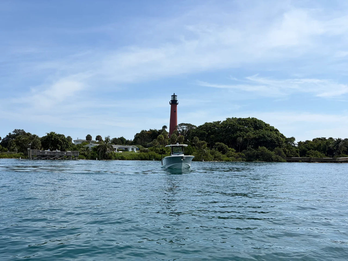 2026 Boston Whaler 330 Outrage 33.0 feet, Jupiter, Florida #10