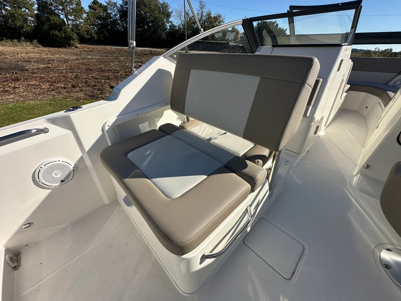 2025 Boston Whaler 210 Vantage 21.0 feet, Savannah, Georgia #26