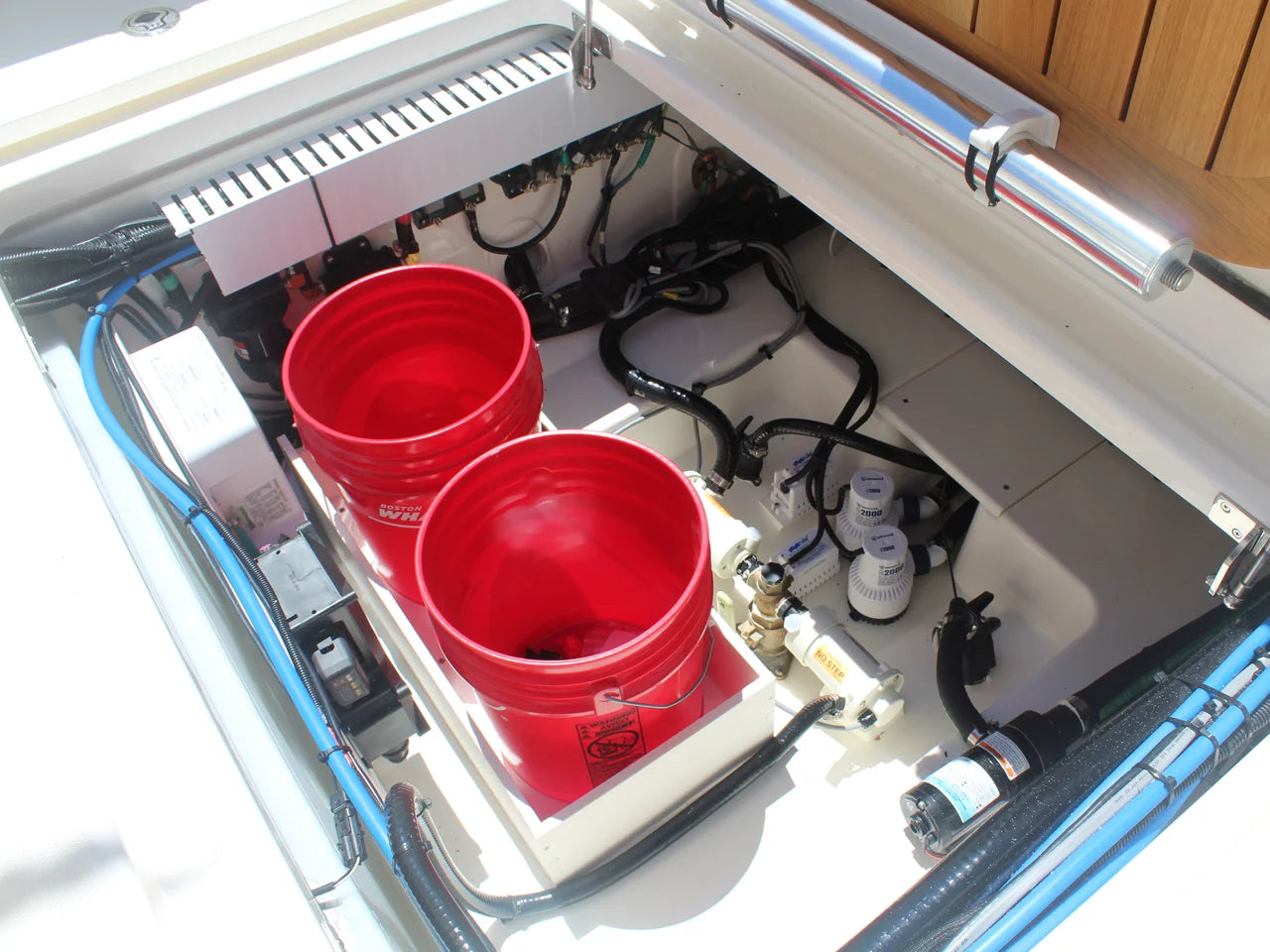 2026 Boston Whaler 330 Outrage 33.0 feet, Wrightsville Beach, North Carolina #18