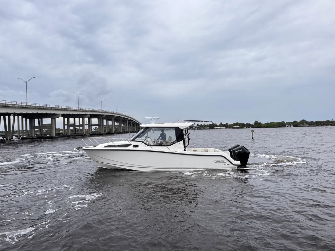 2026 Boston Whaler 325 Conquest 32.0 feet, Stuart, Florida #5