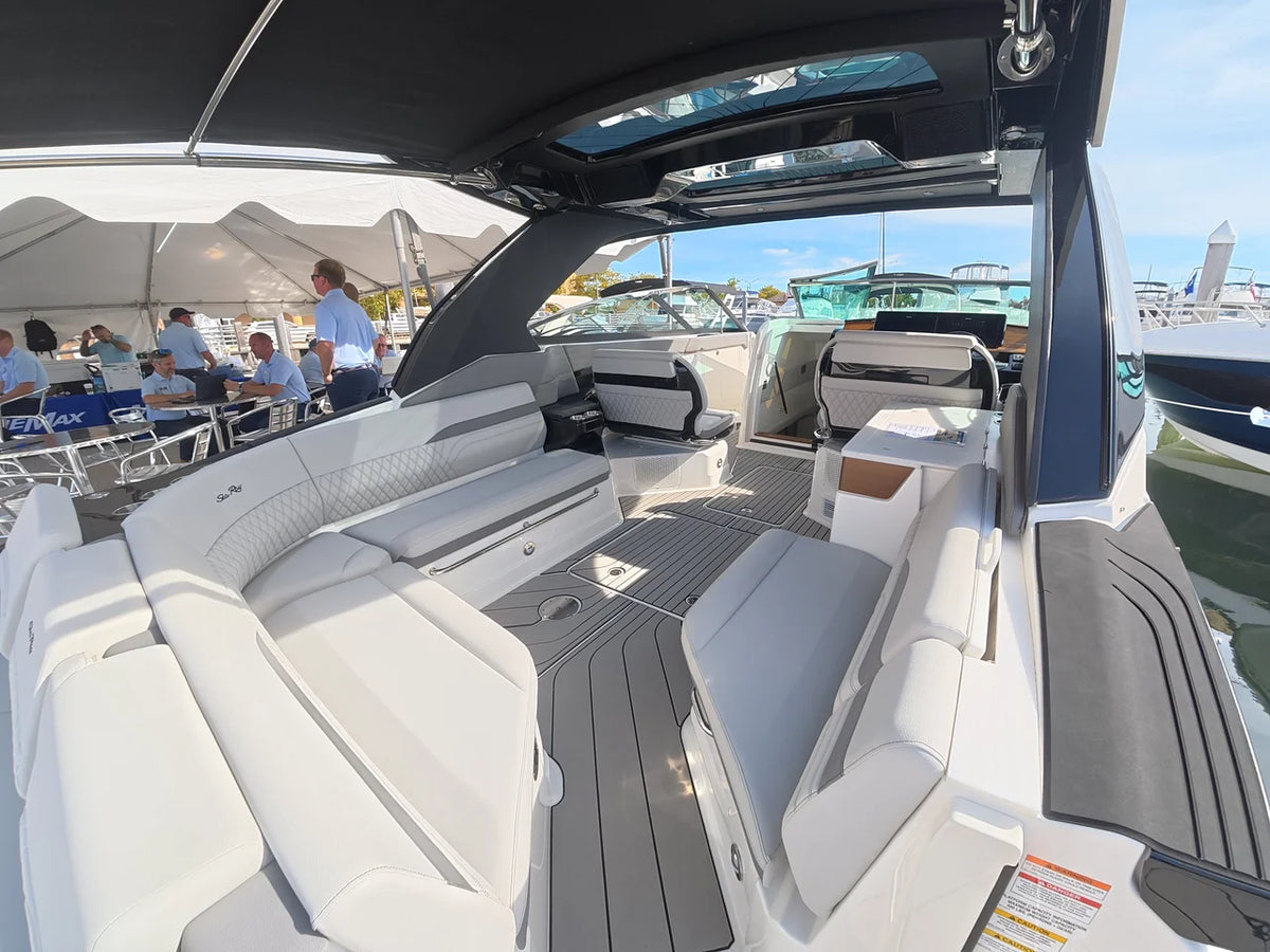 2027 Sea Ray SLX 360 Outboard 36.0 feet, Somers Point, New Jersey #9