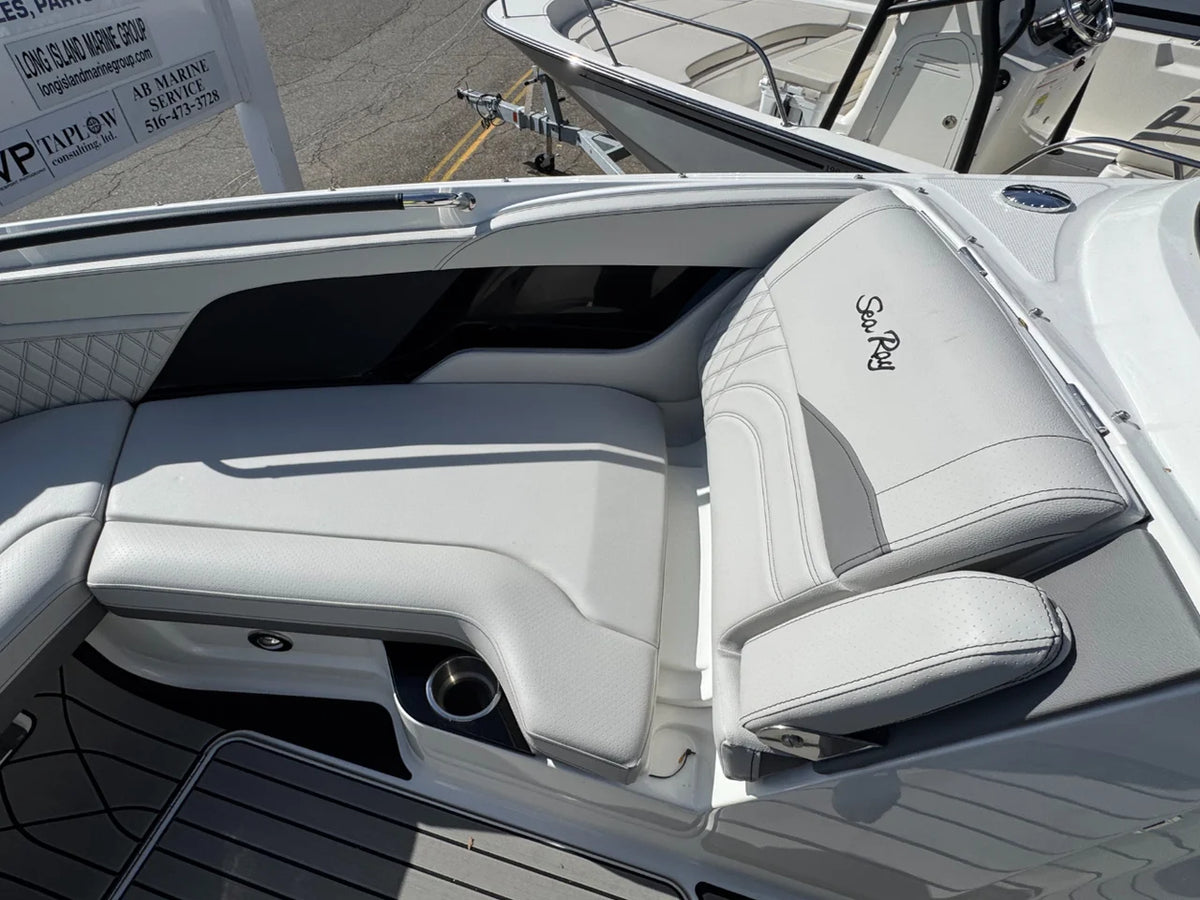 2026 Sea Ray SLX 280 Outboard 28.0 feet, Huntington, NY #26