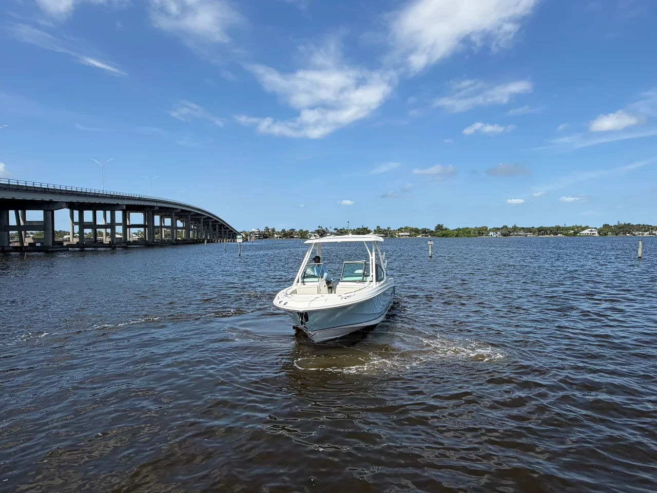 2027 Boston Whaler 240 Vantage 24.0 feet, Stuart, Florida #4