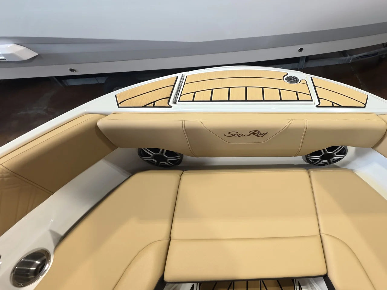 2027 Sea Ray SDX 250 Outboard 25.0 feet, Clearwater, Florida #20