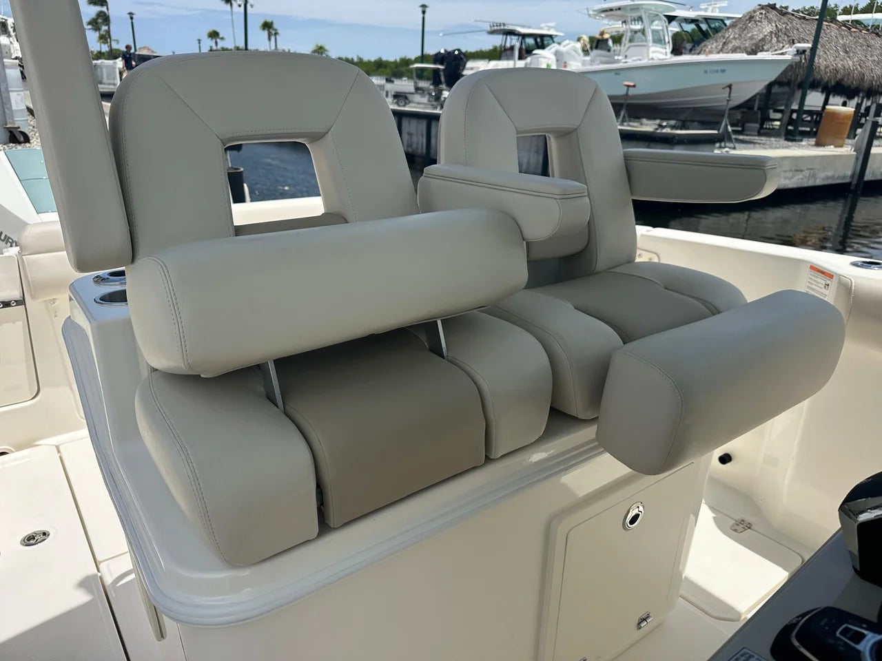 2026 Boston Whaler 280 Outrage 28.0 feet, Key Largo, FL #25