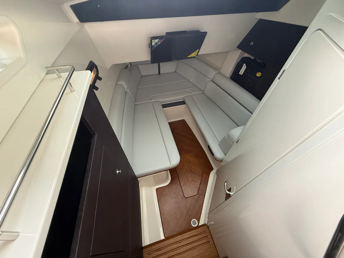 2027 Boston Whaler 350 Realm 35.0 feet, Sarasota, FL #18