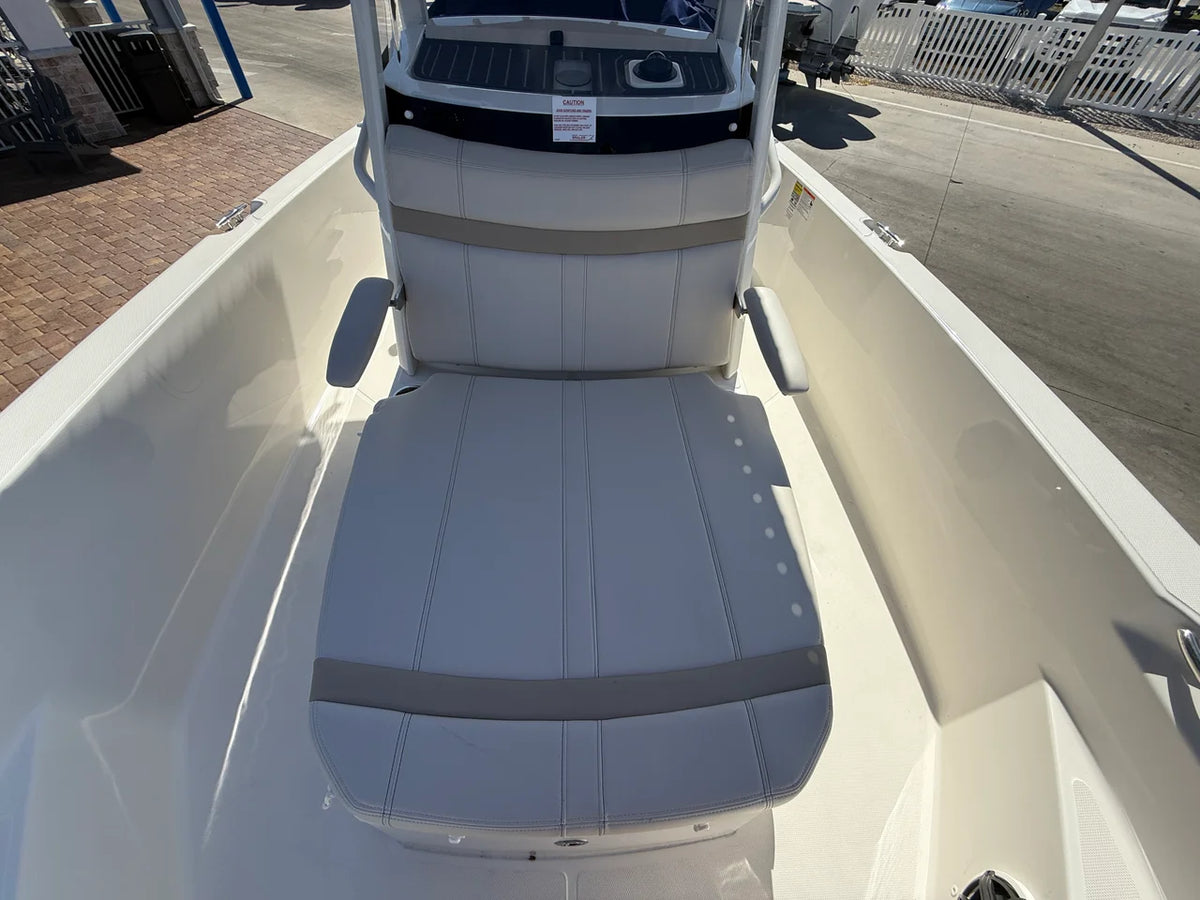 2027 Boston Whaler 220 Dauntless 22.0 feet, Sarasota, FL #13