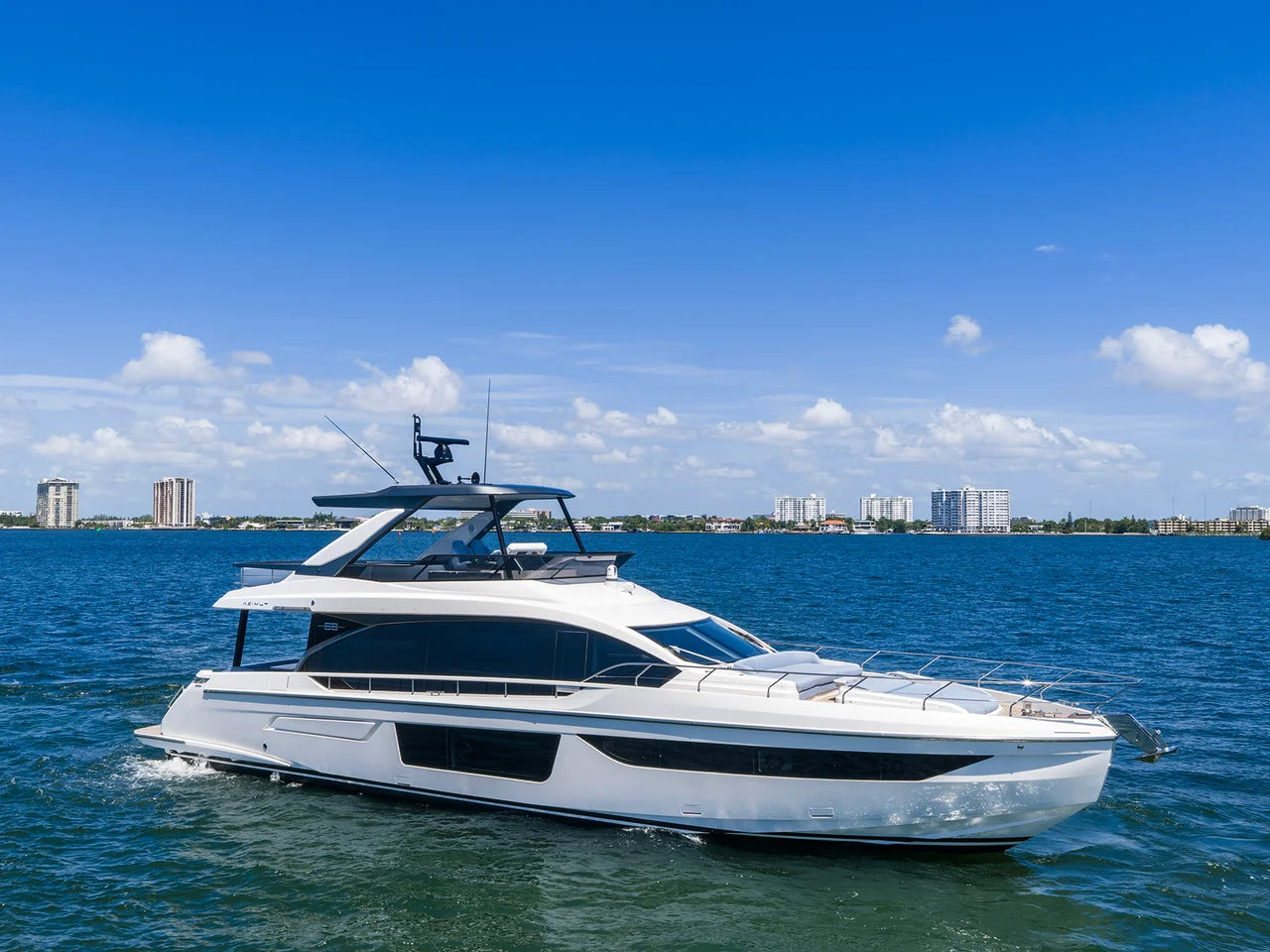 2025 Azimut 68 FLY 68.0 feet, Miami, FL #3