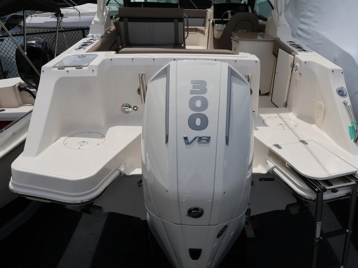 2026 Boston Whaler 240 Vantage 24.0 feet, Naples, Florida #5
