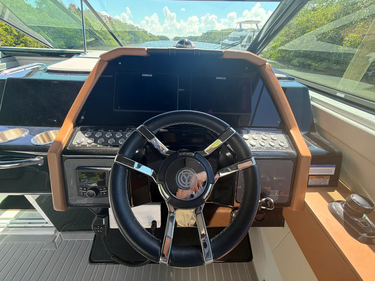 2024 Cruisers Yachts 34 GLS South Beach Outboard 34.0 feet, Clearwater, Florida #23