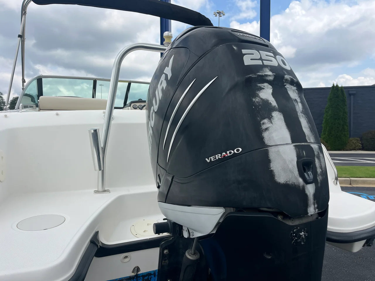 2013 Boston Whaler 230 VANTAGE 23.0 feet, Greenville, SC #8