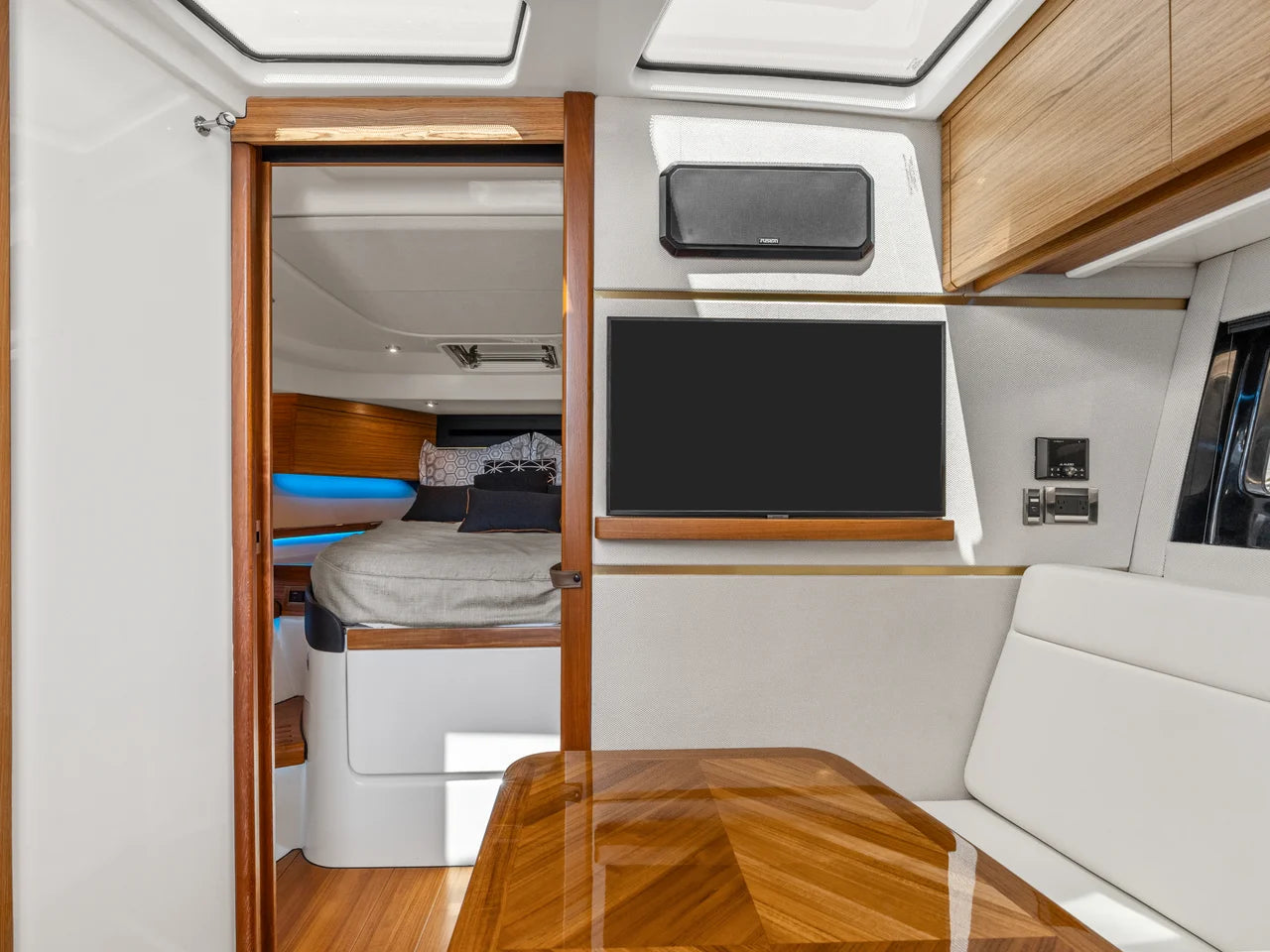 2025 Boston Whaler 405 Conquest 40.0 feet, Quincy, MA #37
