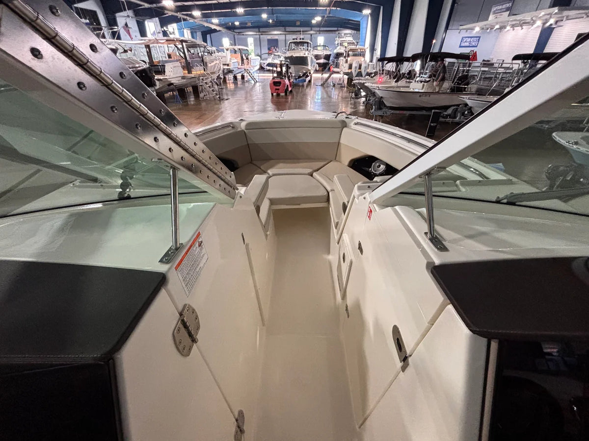 2027 Boston Whaler 280 Vantage 28.0 feet, Clearwater, Florida #23