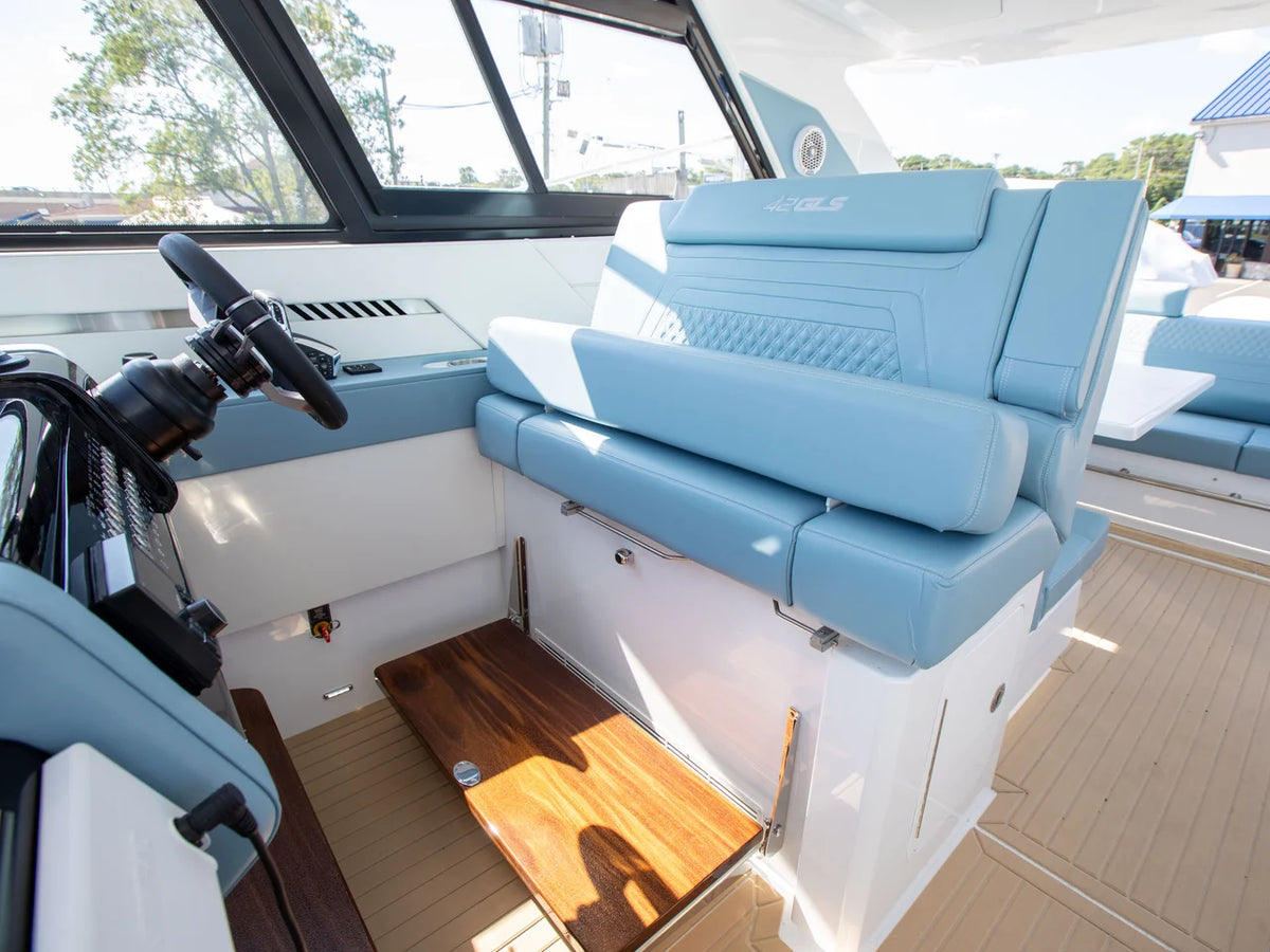 2027 Cruisers Yachts 42 GLS Outboard 42.0 feet, Brick Township, New Jersey #27