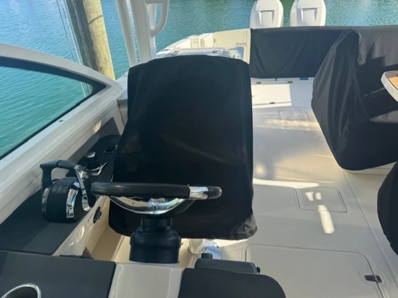 2016 Boston Whaler 320 VANTAGE 32.0 feet, Miami, FL #5