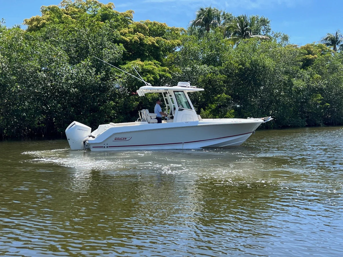 2019 Boston Whaler 250 OUTRAGE 25.0 feet, Naples, Florida #3
