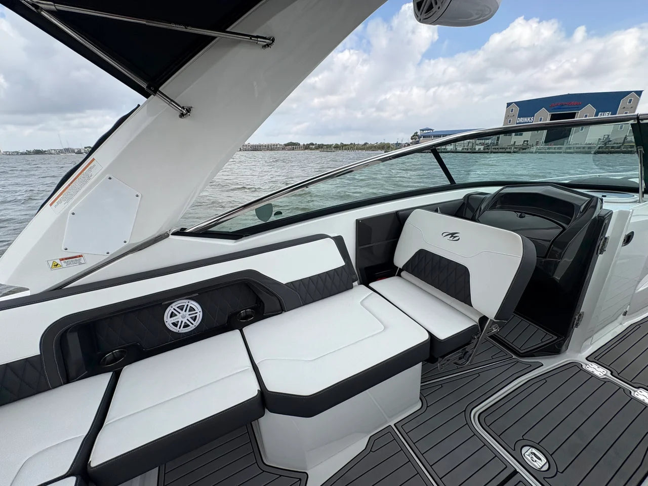 2019 Monterey 305 SS 31.0 feet, Seabrook, TX #21