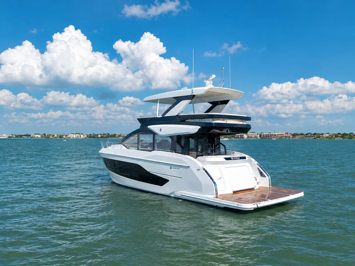 2027 Cruisers Yachts 57 FLY 57.0 feet, Seabrook, TX #2