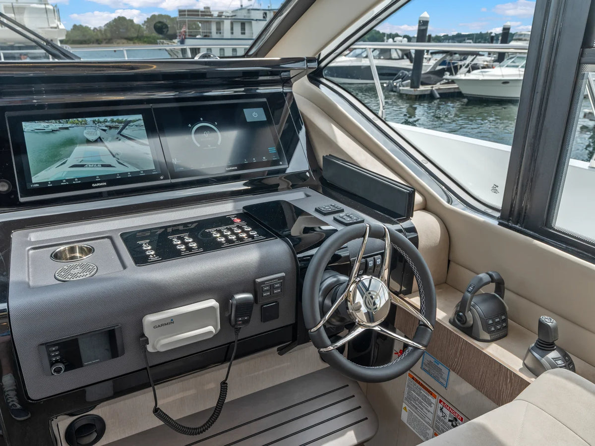 2026 Cruisers Yachts 57 FLY 57.0 feet, Quincy, MA #23