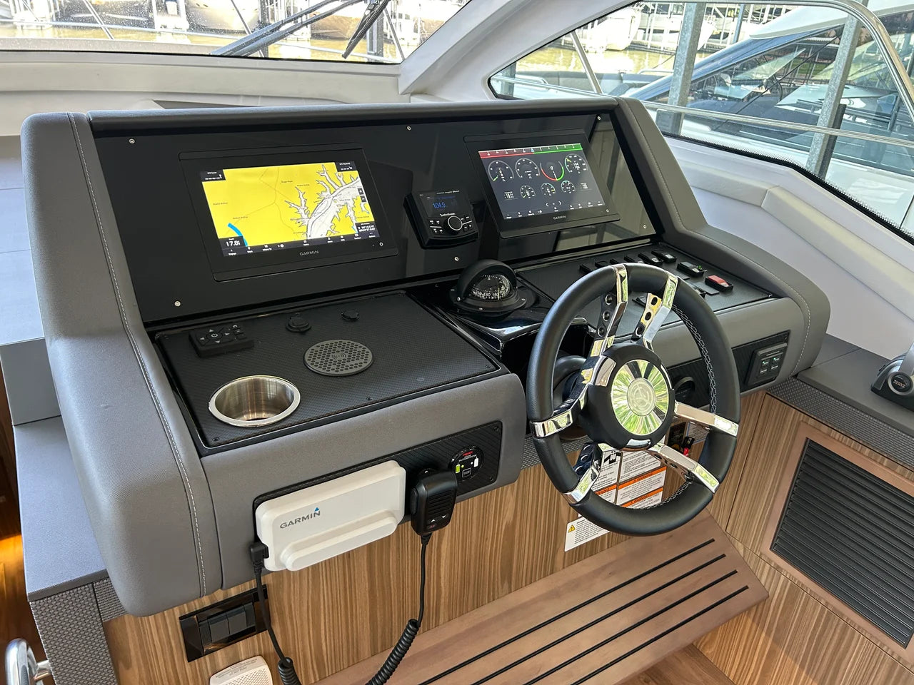 2024 Cruisers Yachts 42 Cantius 42.0 feet, Osage Beach, Missouri #17