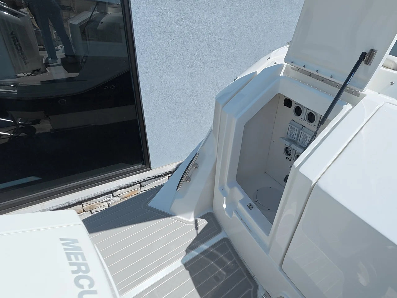 2026 Sea Ray Sundancer 320 Outboard 32.0 feet, Norwalk, Connecticut #9