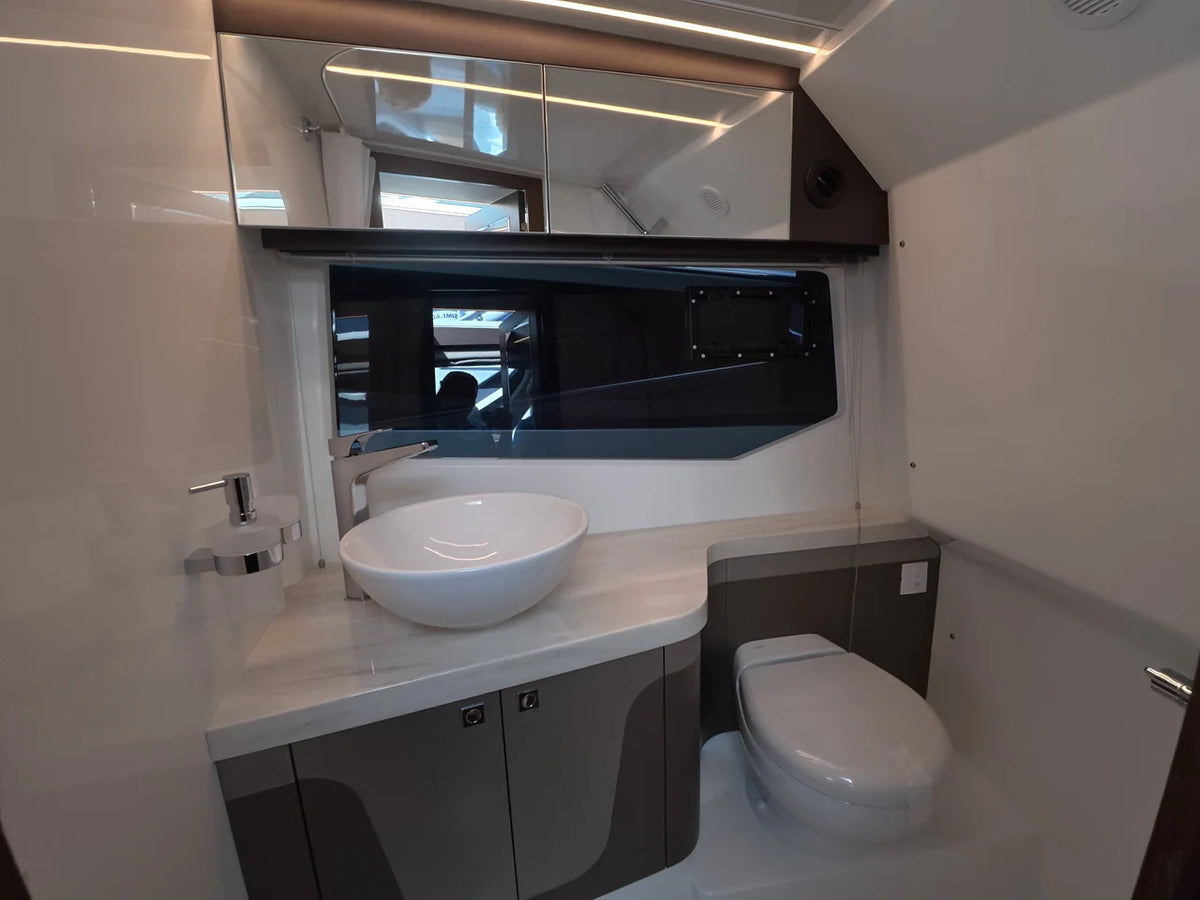 2027 Galeon 335 GTO 33.0 feet, Somers Point, New Jersey #25