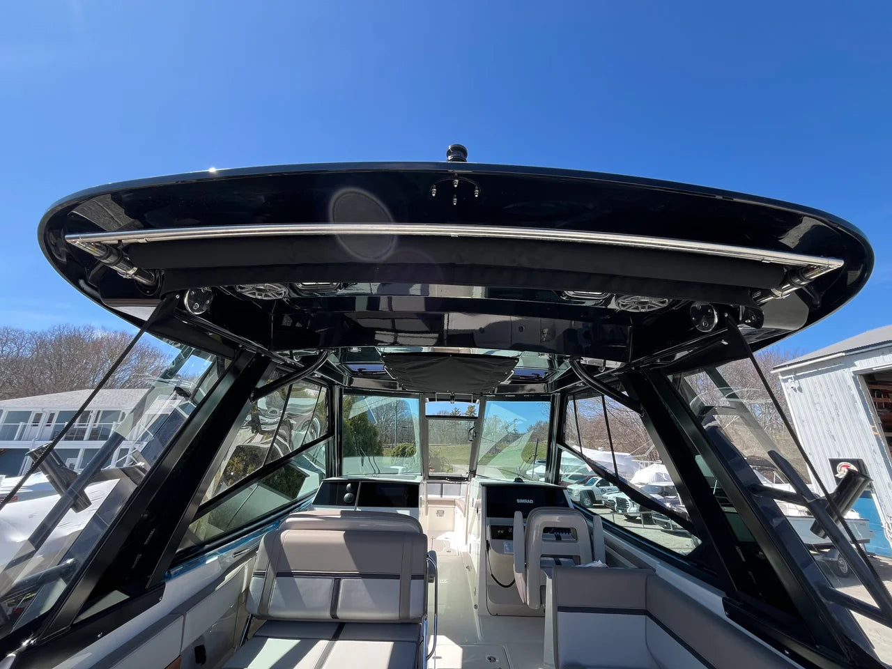 2026 Boston Whaler 330 Vantage 33.0 feet, Wakefield, RI #8