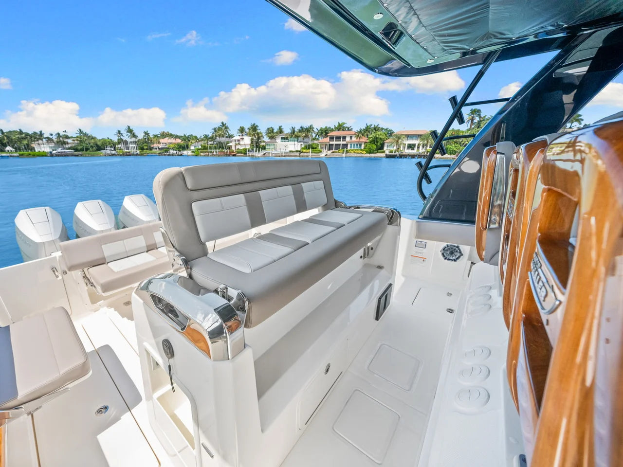 2026 Boston Whaler 420 Outrage 42.0 feet, Naples, Florida #32