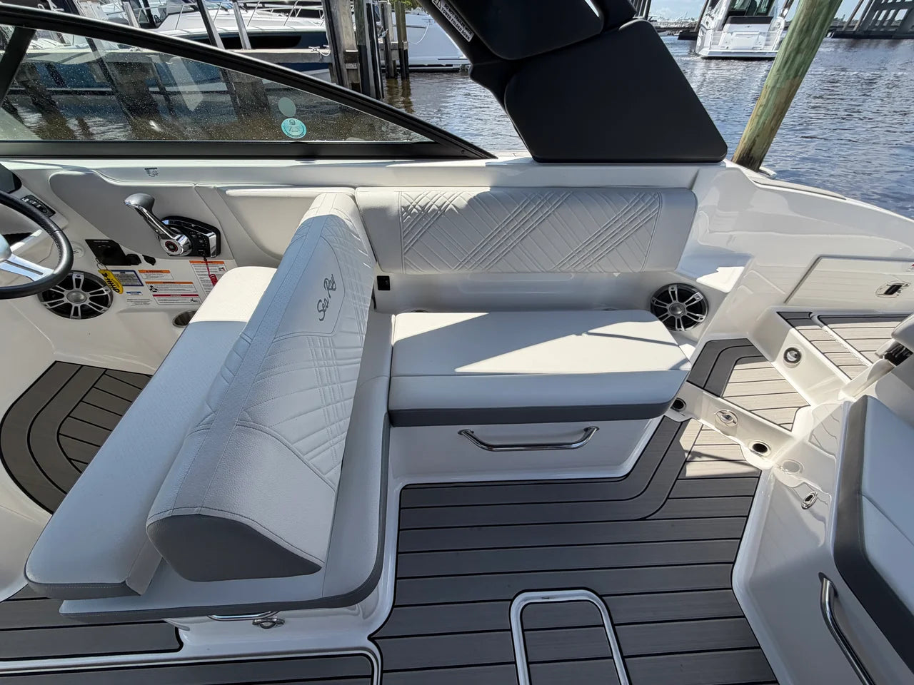 2025 Sea Ray 270 SDX OB 27.0 feet, Stuart, Florida #21