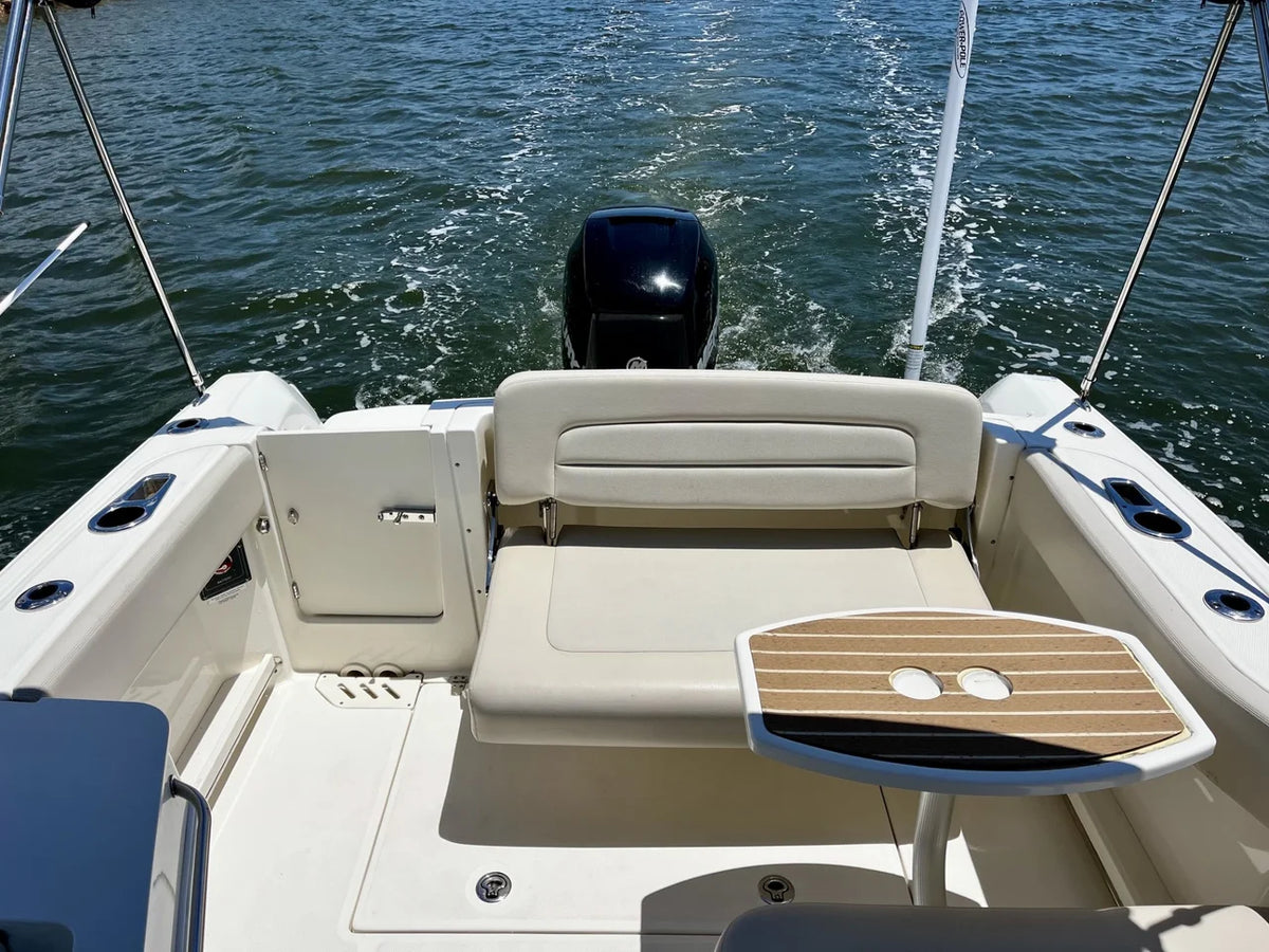 2015 Boston Whaler 230 VANTAGE 24.0 feet, Venice, Florida #21