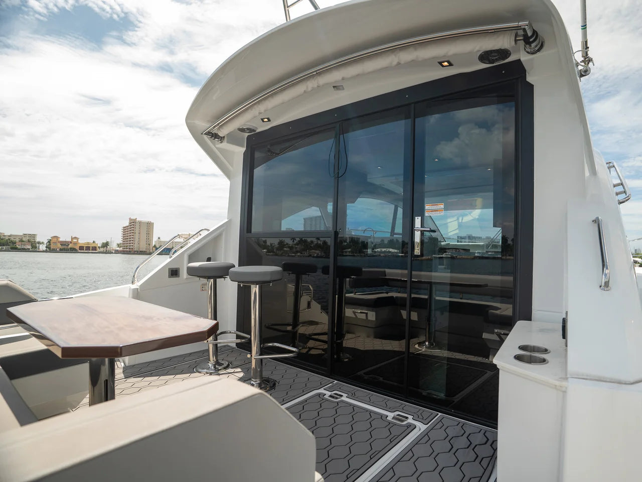 2023 Cruisers Yachts 50 C 50.0 feet, Miami, FL #14