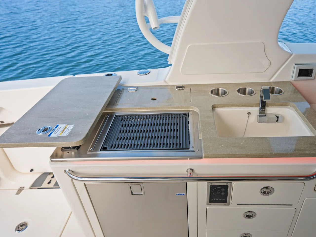 2026 Boston Whaler 380 Realm 38.0 feet, Naples, Florida #48