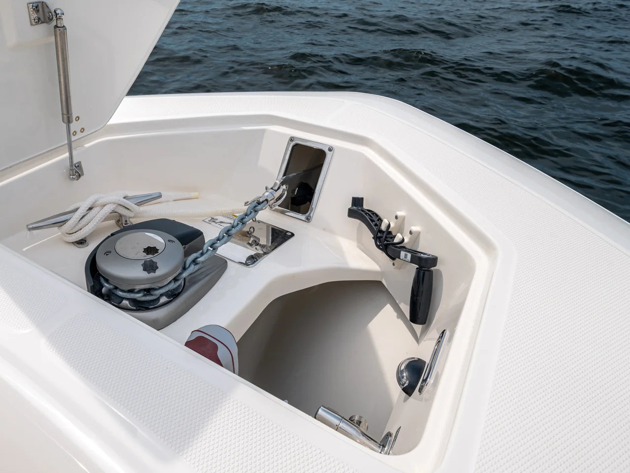 2027 Boston Whaler 380 Outrage 38.0 feet, Pensacola, Florida #81