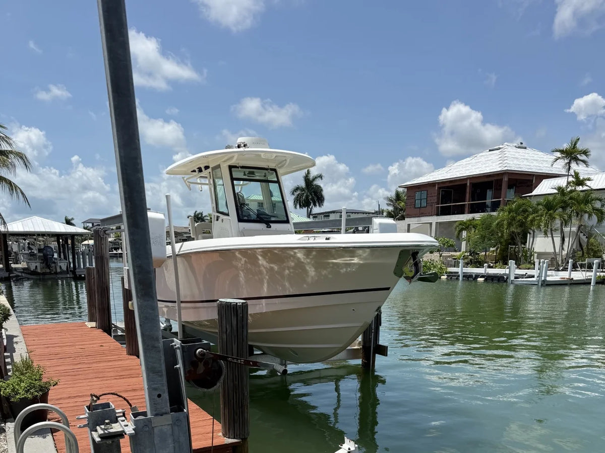 2018 Boston Whaler 280 OUTRAGE 28.0 feet, Marco Island, FL #2
