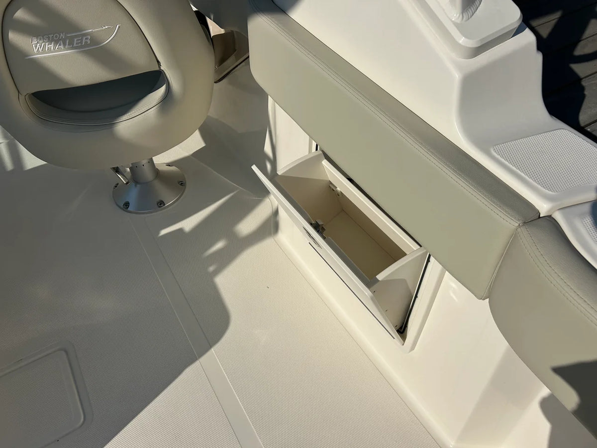 2027 Boston Whaler 240 Vantage 24.0 feet, Pensacola, Florida #11