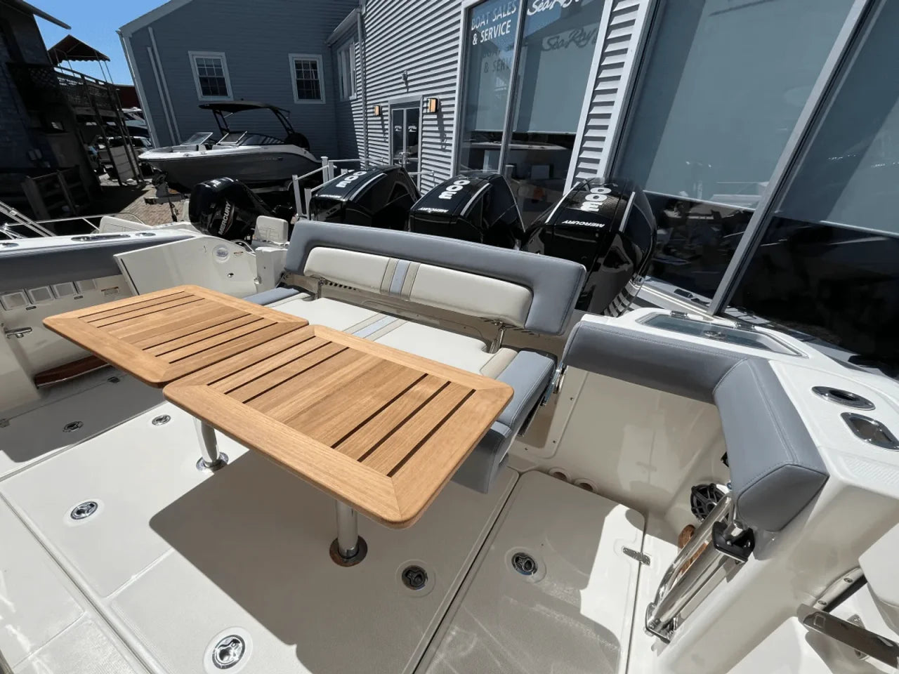 2025 Boston Whaler 350 REALM 35.0 feet, Quincy, MA #10