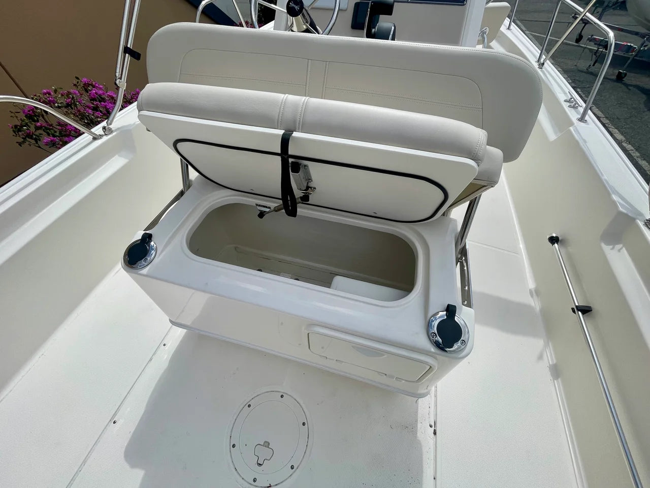 2026 Boston Whaler 210 Montauk 21.0 feet, Danvers, Massachusetts #8