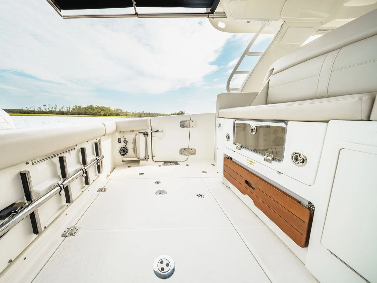 2021 Boston Whaler 350 REALM 35.0 feet, Charleston, SC #9