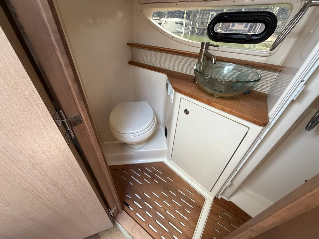 2019 Sea Ray Sundancer 350 Coupe 35.0 feet, Pensacola, Florida #33