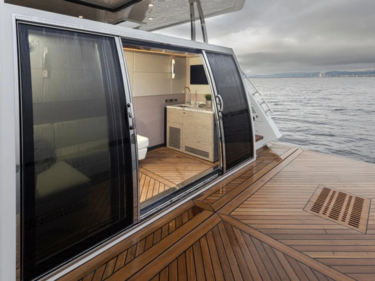 2027 Ocean Alexander 27R 93.0 feet, Pompano Beach, FL #16
