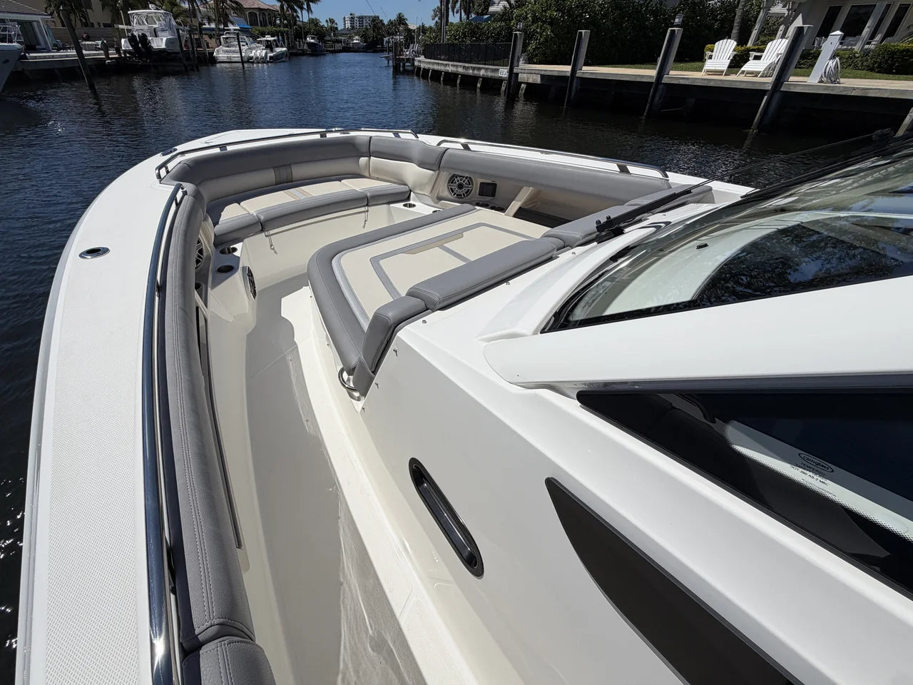 2024 Boston Whaler 350 REALM 35.0 feet, Pompano Beach, Florida #66