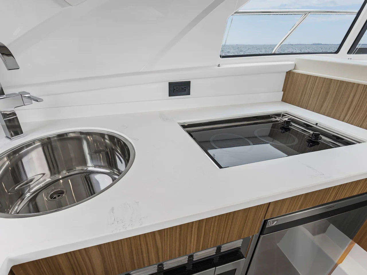 2026 Cruisers Yachts 42 Cantius 42.0 feet, Pensacola, Florida #38