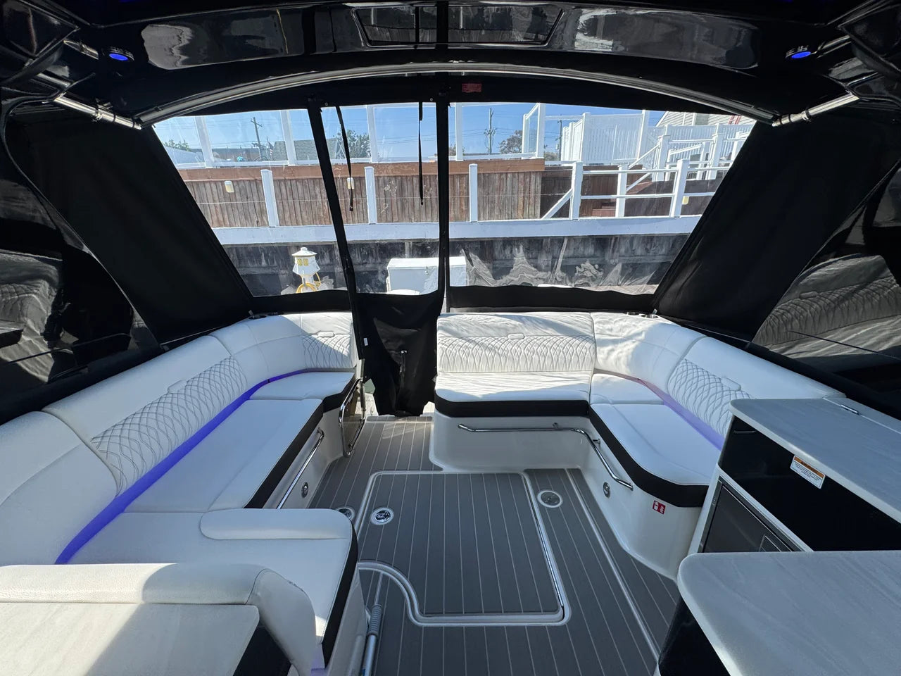 2025 Sea Ray 370 SUNDANCER OB 39.0 feet, Clearwater, Florida #10